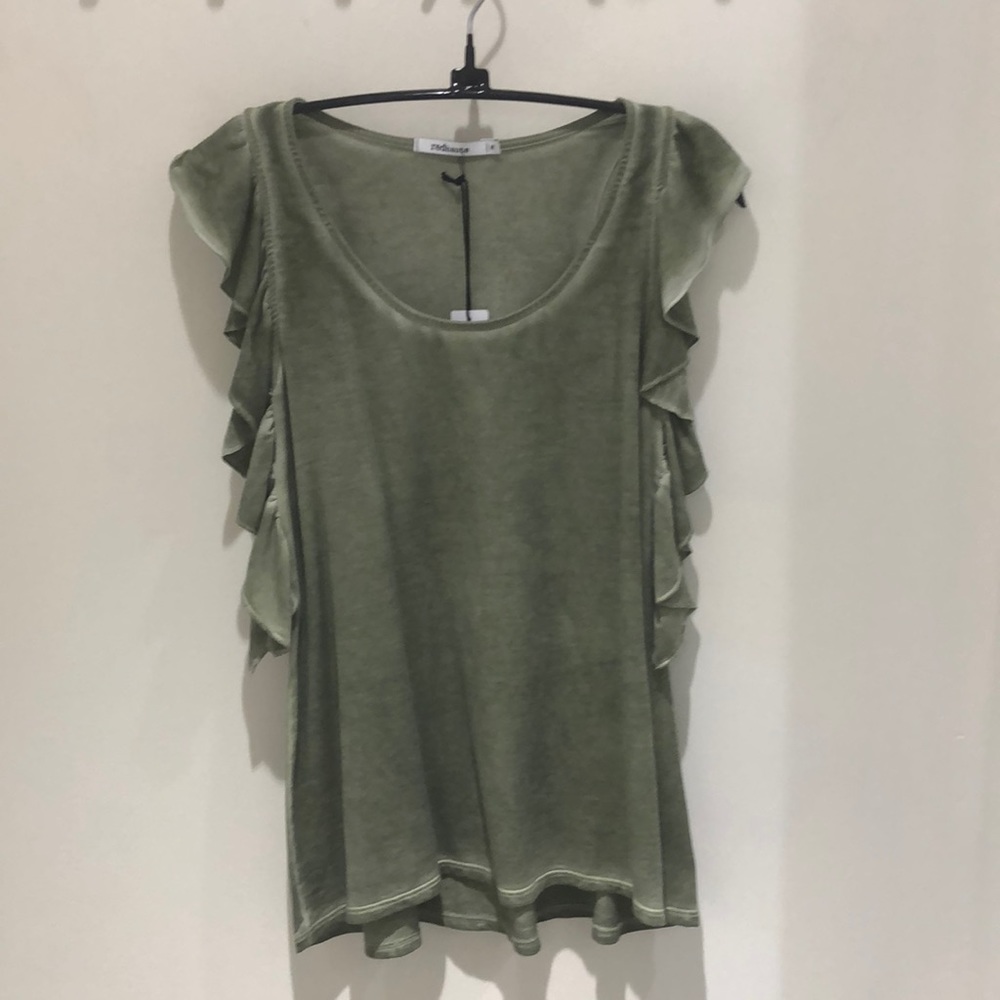 Redhaute ruffle tank
